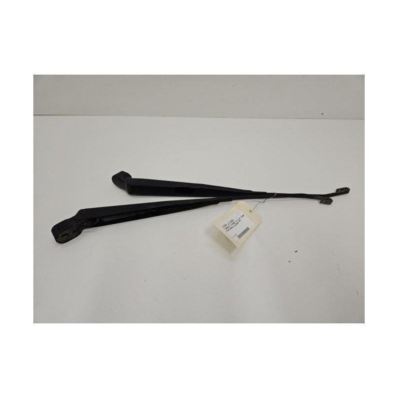 Bras Essuie Glace Avant Nissan Terrano 2 Phase 2 (1)