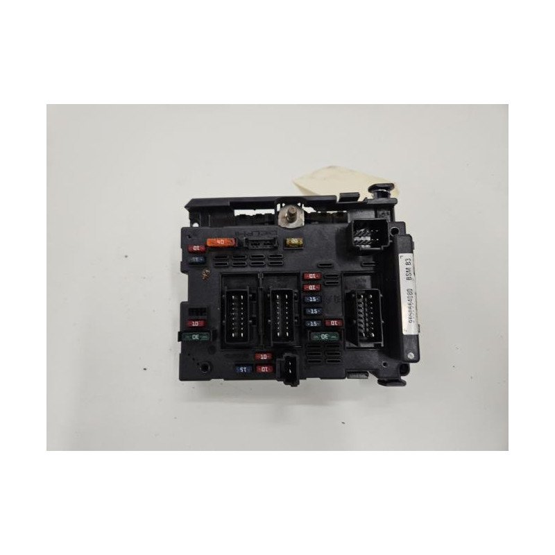 Boitier Servitude Moteur (bsm) Peugeot 206 Phase 1 (1)