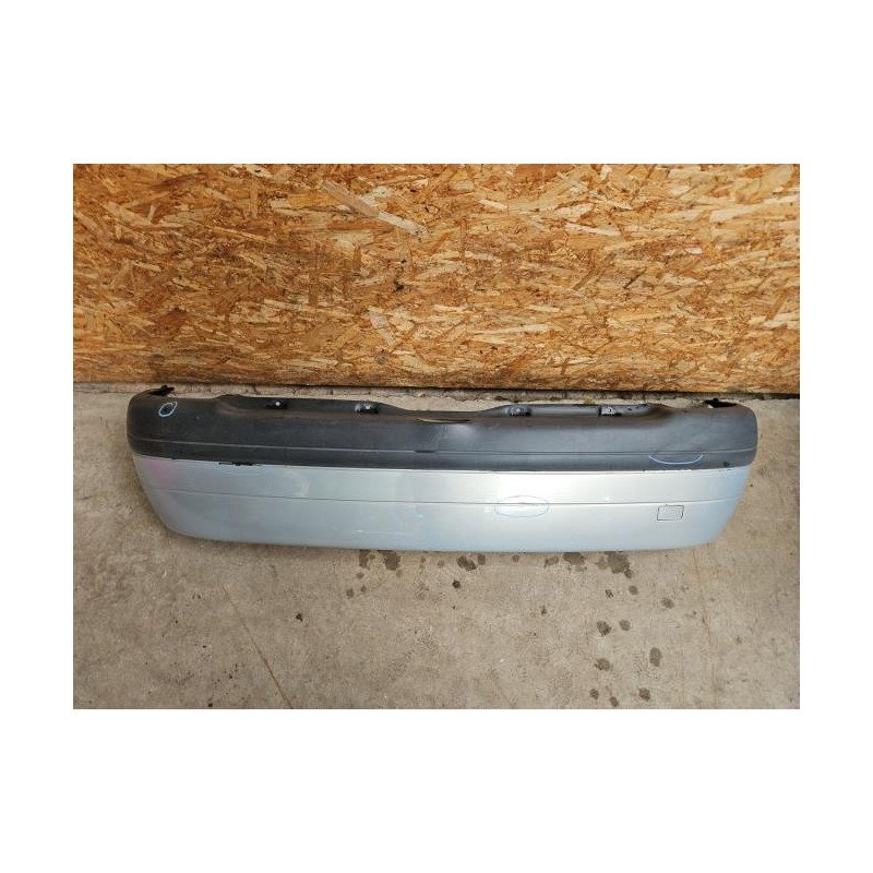 Pare Choc Arriere Renault Clio 2 Phase 1 (1)