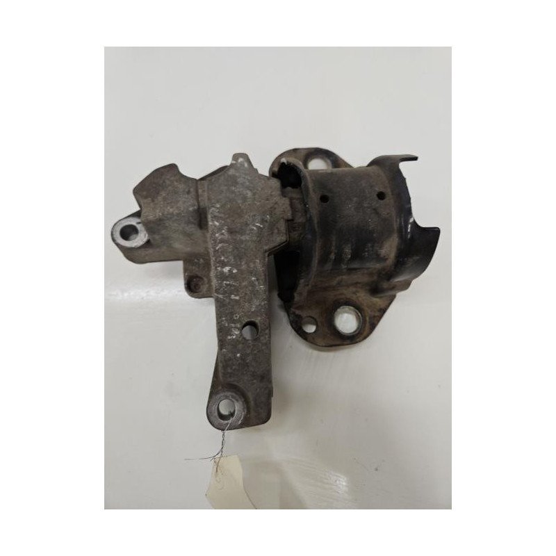 Support Moteur Droit Renault Clio 2 Phase 1 (1)