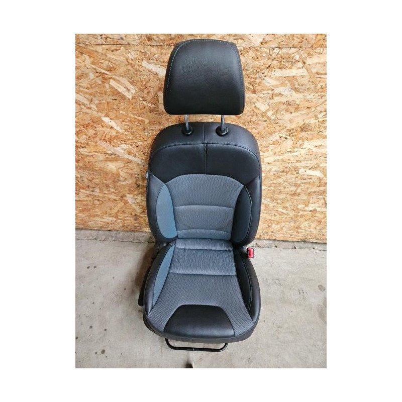 Siege Avant Droit Kia Niro 1 Phase 1 (1)