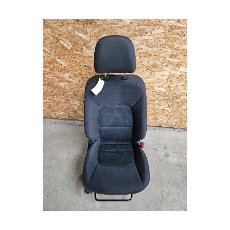 Siege Avant Droit Kia Rio 3 Phase 1 (1)