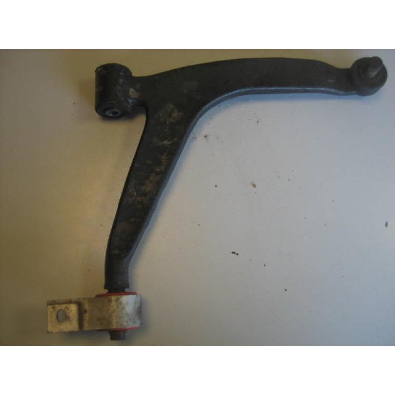 Triangle Inferieur Avant Droit Citroen Xsara Picasso Phase 1 (1)