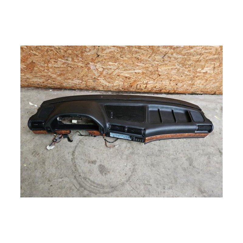 Tableau De Bord Bmw Serie 7 E32 (1)