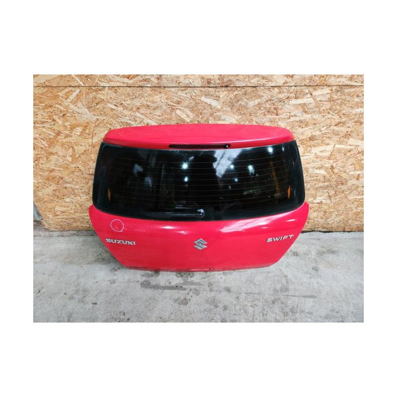 Malle/hayon Arriere Suzuki Swift 3 (1)