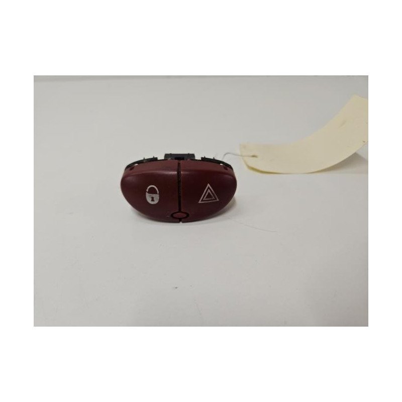 Bouton De Warning Citroen Xsara Picasso Phase 2 (1)