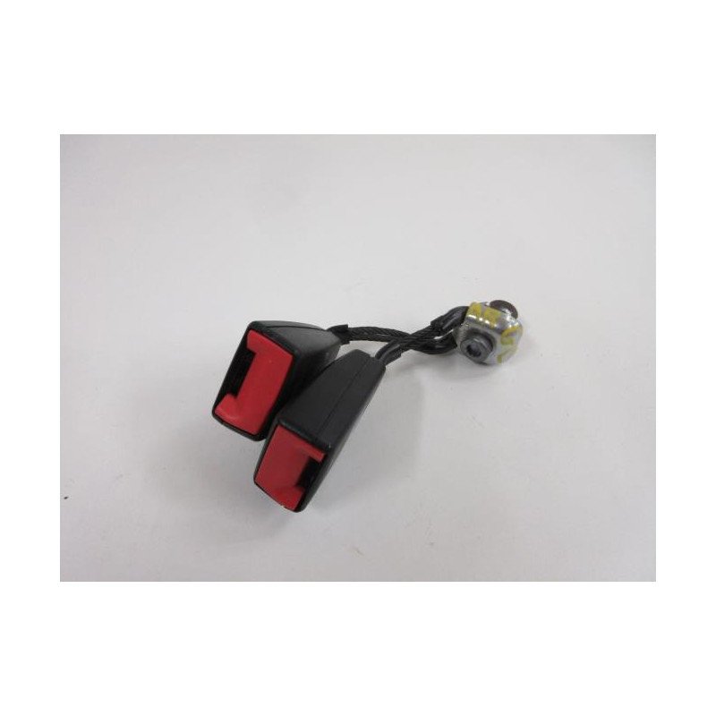 Attache Ceinture Arriere Gauche Volkswagen Polo 5 Phase 1 (1)