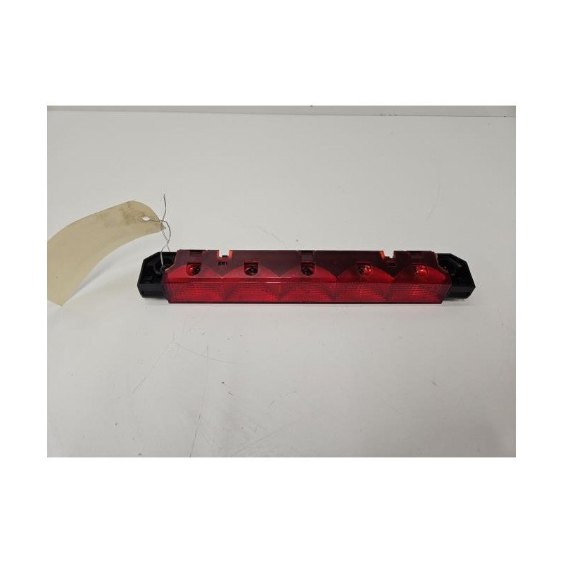 Feu Arriere Stop Central Peugeot 407 Phase 1 (1)