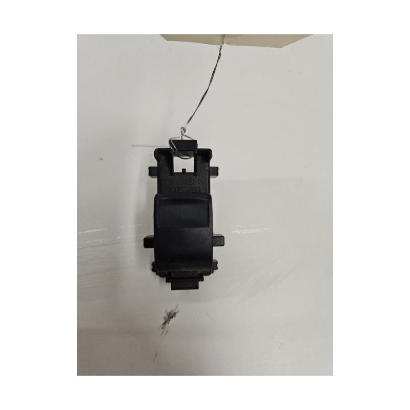 Interrupteur De Leve Vitre Avant Droit Toyota Yaris 3 Phase 1 (1)
