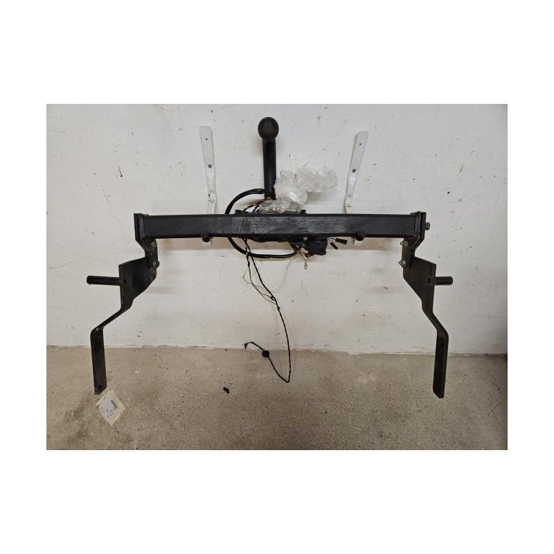 Attelage (boule De Remorquage) Toyota Yaris 3 Phase 1 (1)