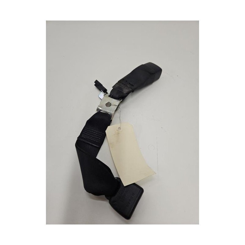 Attache Ceinture Arriere Droit Toyota Yaris 3 Phase 1 (1)