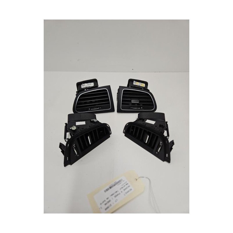 Aerateur Tableau De Bord Renault Megane 4 Phase 1 Break (1)