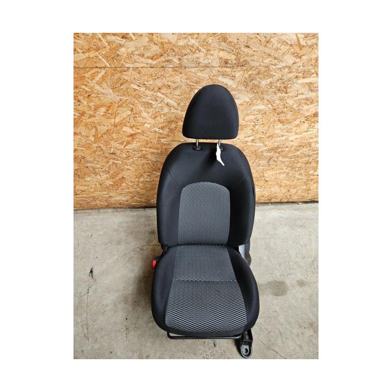 Siege Avant Gauche Nissan Micra 4 Phase 1 (1)