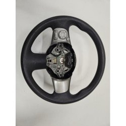 Volant Nissan Micra 4 Phase 1 (1)