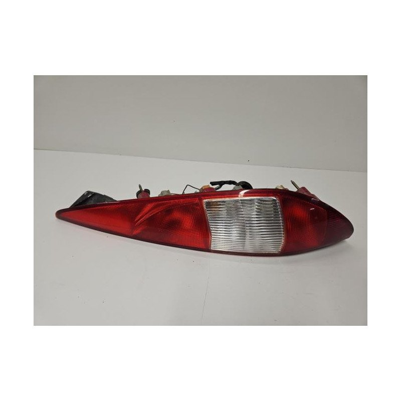 Feu Arriere Principal Droit (feux) Ford Mondeo 2 Break (1)