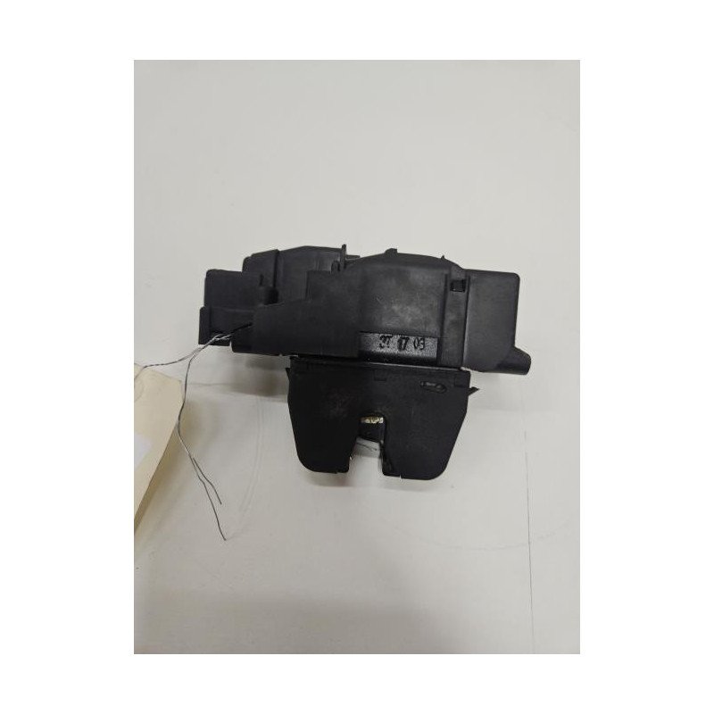 Serrure De Coffre Peugeot 308 2 Phase 2 (1)