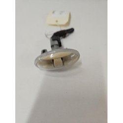 Repetiteur Clignotant Avant Droit  (feux) Peugeot 307 Phase 2 Break (1)