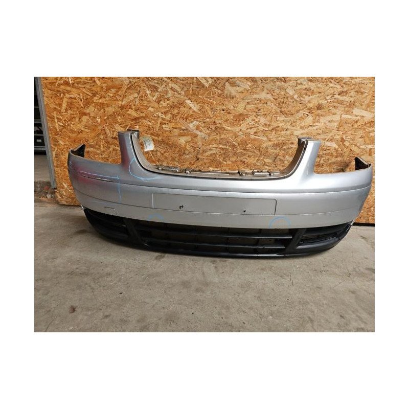 Pare Choc Avant Volkswagen Touran 1 Phase 1 (1)