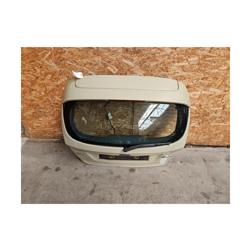 Malle/hayon Arriere Ford Fiesta 6 Phase 1 (1)