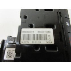 Bouton De Warning Renault Clio 5 (3)