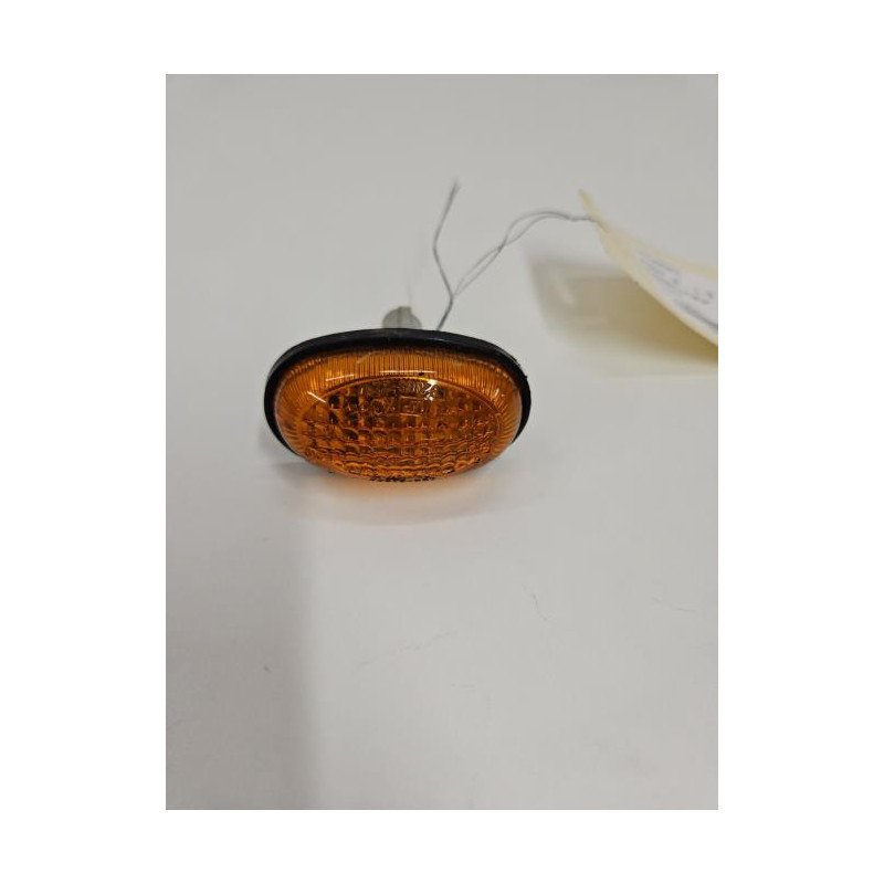 Repetiteur Clignotant Avant Droit  (feux) Hyundai Pony 2 (1)