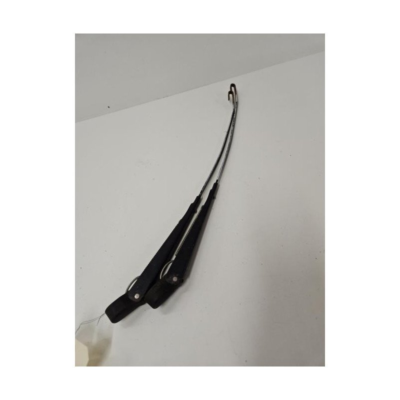 Bras Essuie Glace Avant Mercedes 410d (1)