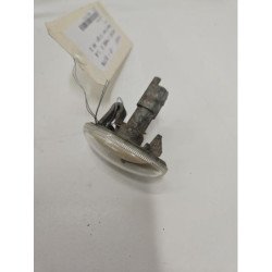 Repetiteur Clignotant Avant Droit  (feux) Peugeot Partner 1 Phase 2 (1)