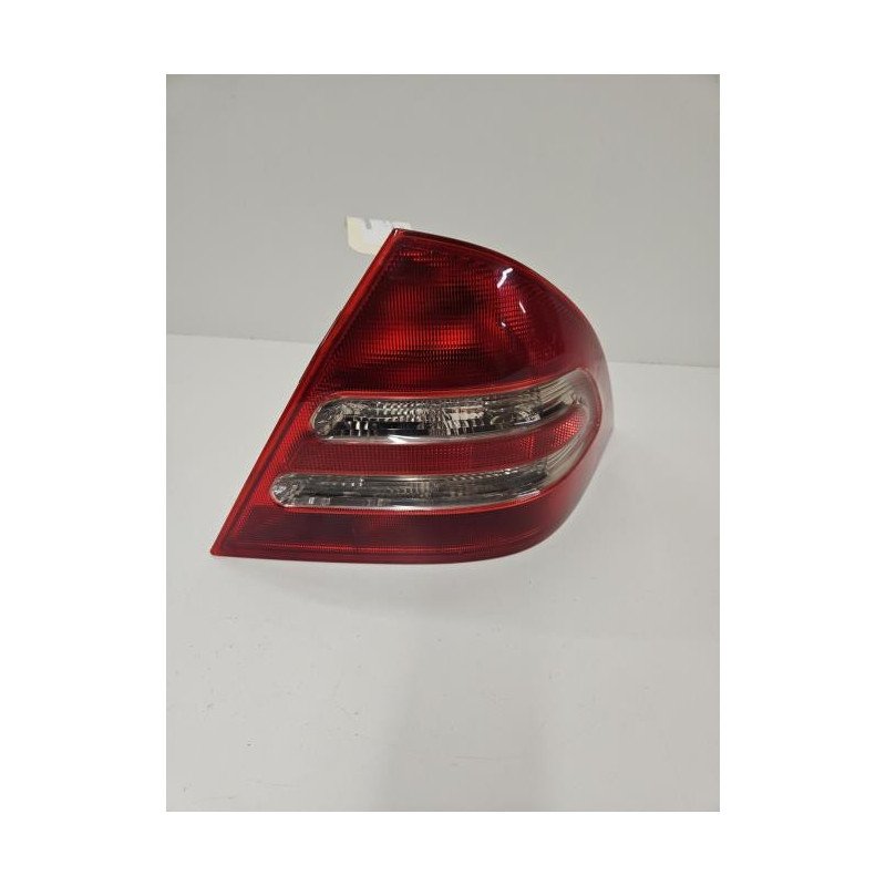 Feu Arriere Principal Droit (feux) Mercedes Classe C 203 Phase 1 (1)