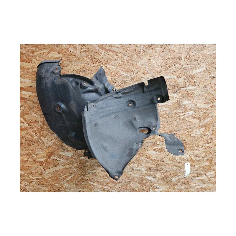 Pare Boue Avant Gauche Renault Megane 3 Phase 1 (1)