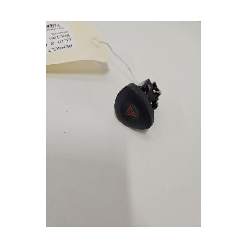 Bouton De Warning Renault Clio 2 Phase 2 (1)