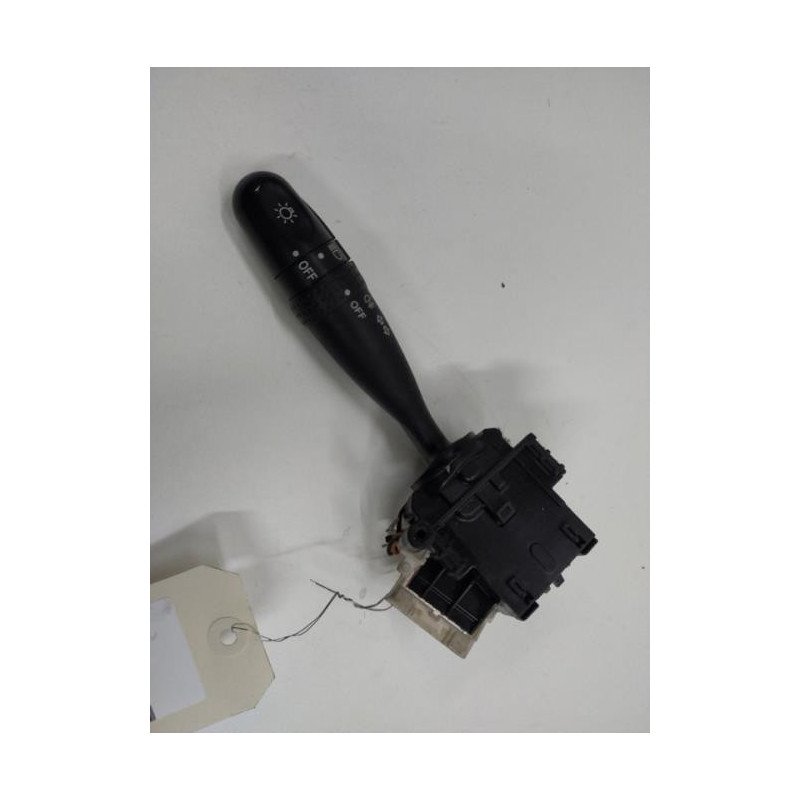 Commodo Phare Daihatsu Sirion 2 (1)