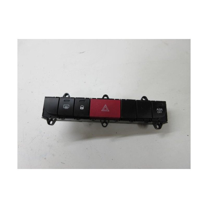 Bouton De Warning Peugeot Boxer 3 Phase 2 (1)