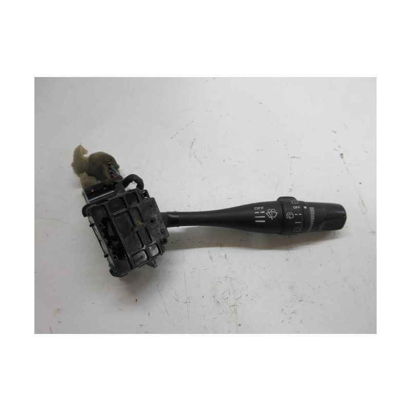 Commodo D'essuie Glaces Nissan Patrol 2 (1)