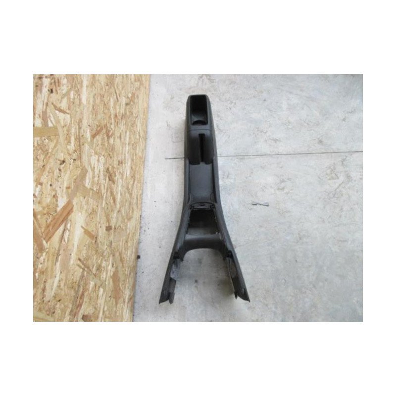 Console Central (interieur Plastique) Peugeot 208 1 Phase 1 (1)