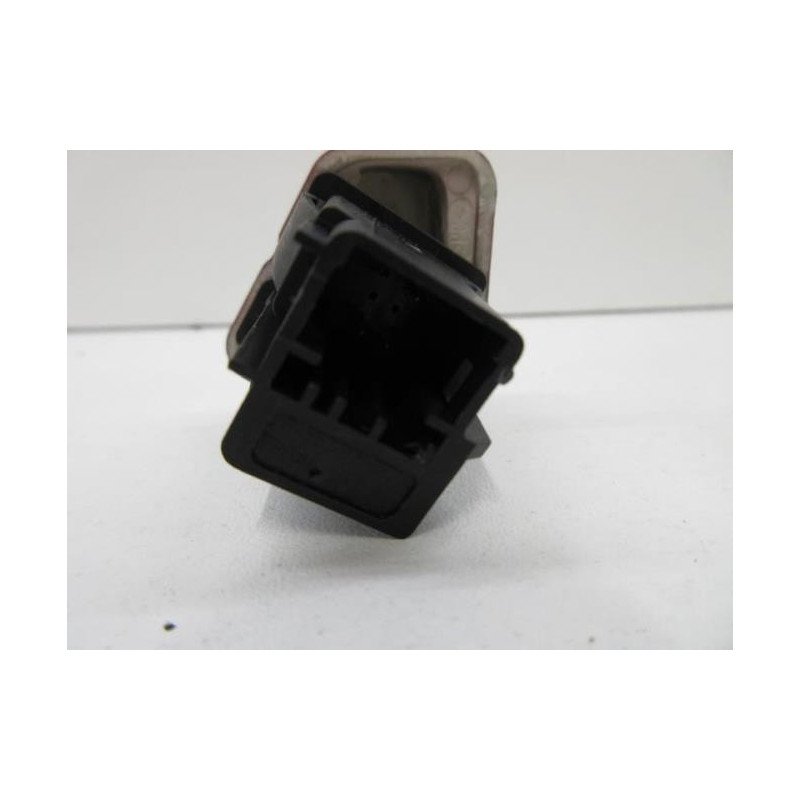 Bouton De Warning Peugeot 607 Phase 2 (1)