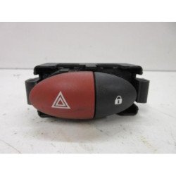 Bouton De Warning Renault Twingo 2 Phase 1 (2)