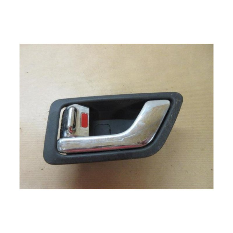 Poignee Interieur Arriere Gauche Hyundai Getz Phase 2 (1)
