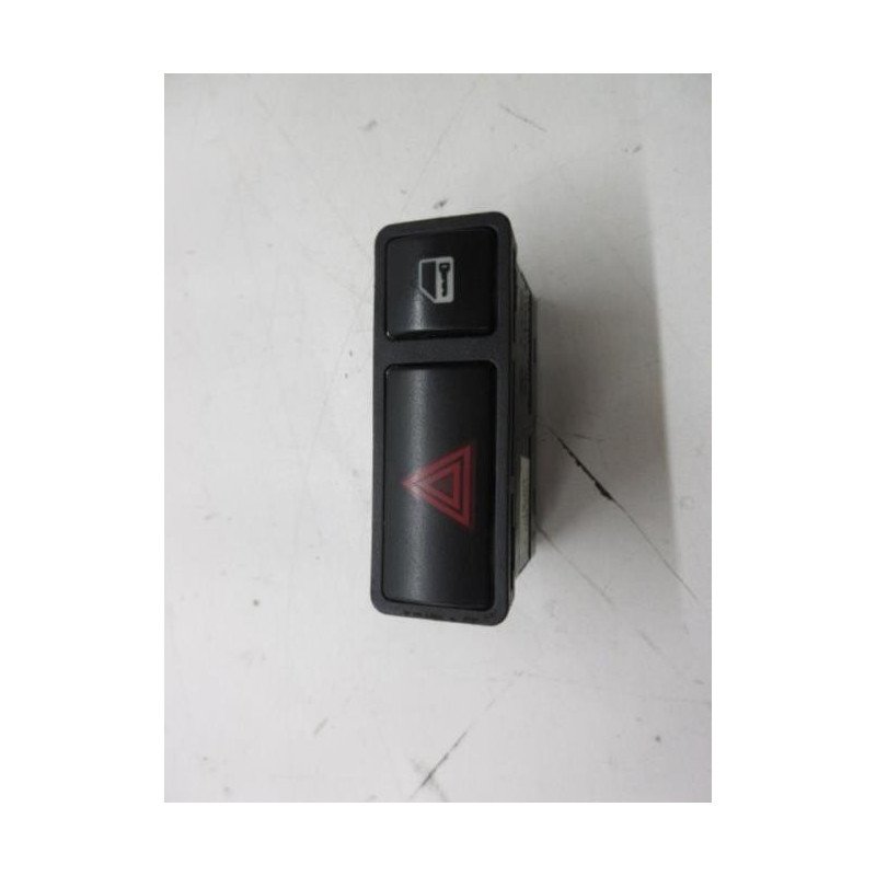 Bouton De Warning Bmw Serie 3 E46 Phase 2 (1)