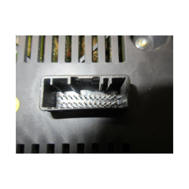 Compteur Renault Scenic 3 Phase 1 (1)