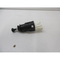 Contacteur Feu Stop Dacia Logan 1 Phase 2 (2)