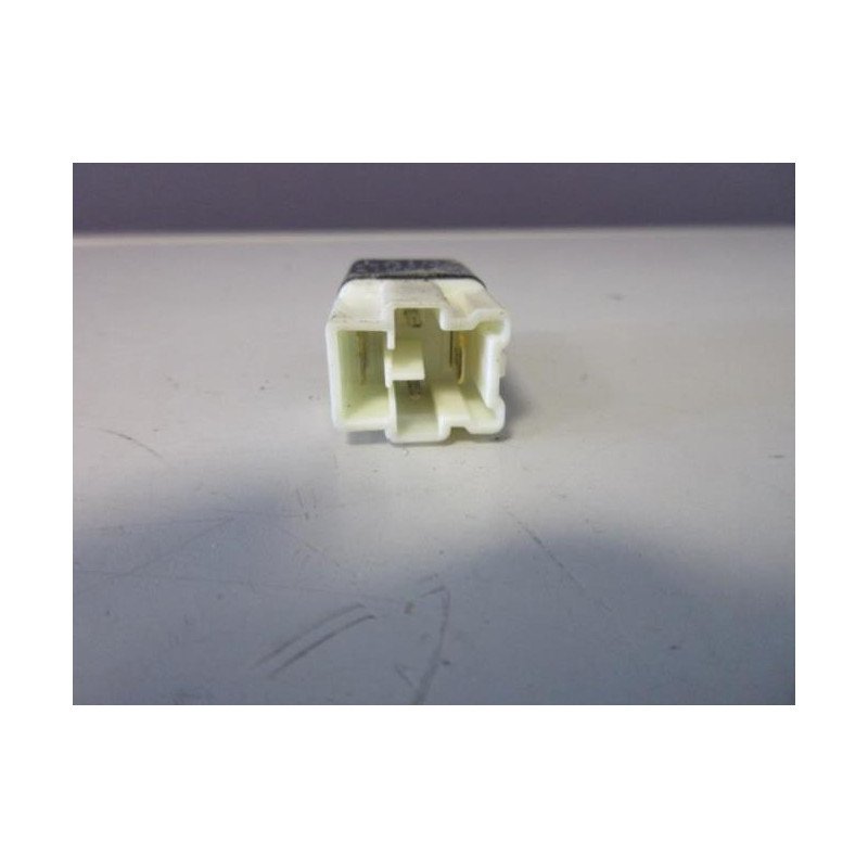 Relais Electrique Mazda 323 4 Phase 1 (1)