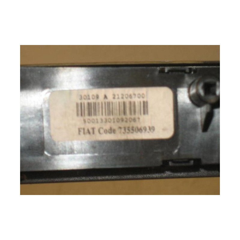 Bouton De Warning Fiat Punto Evo 3 (1)