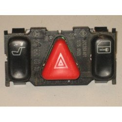 Bouton De Warning Mercedes Classe E 210 Phase 2 (1)