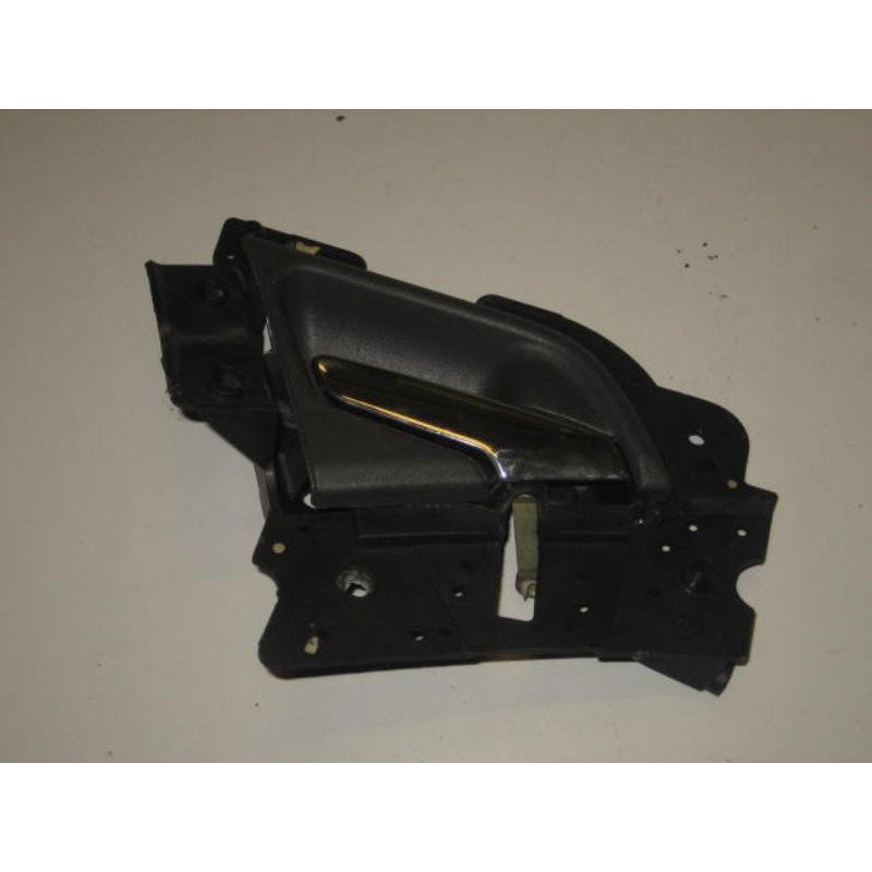 Poignee Interieur Arriere Droit Mercedes Classe E 210 Phase 2 (1)