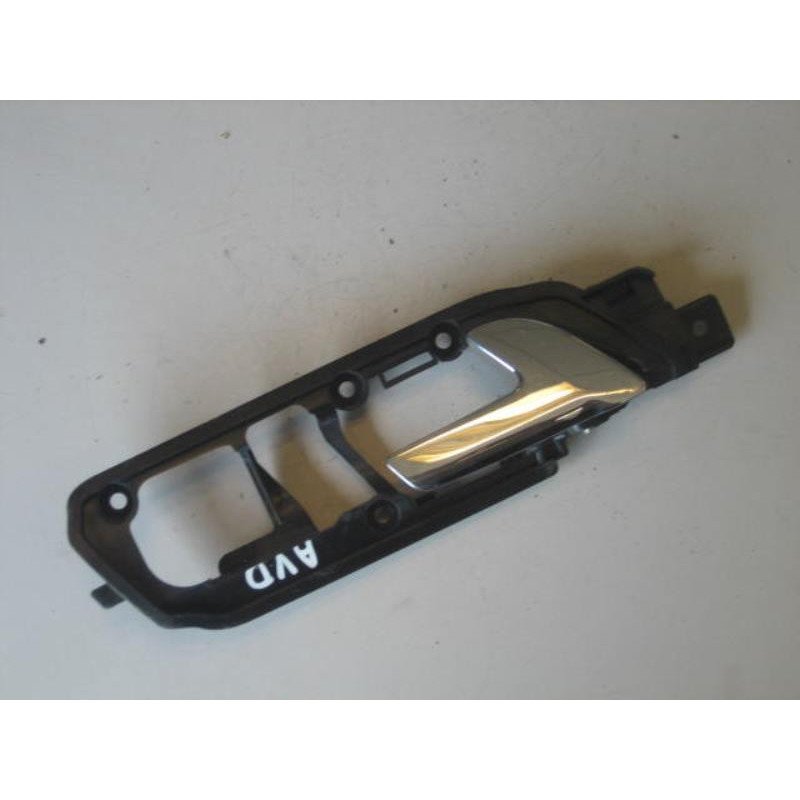 Poignee Interieur Avant Droit Volkswagen Polo 4 Phase 1 (1)