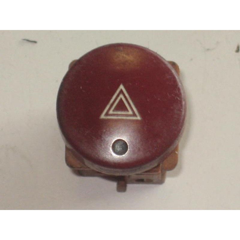 Bouton De Warning Citroen Xsara Phase 2 (1)