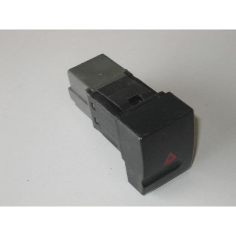 Bouton De Warning Peugeot 406 Phase 1 (1)