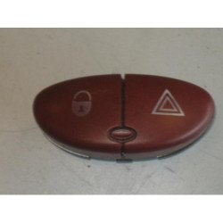 Bouton De Warning Citroen Xsara Picasso Phase 1 (1)