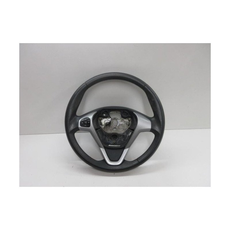 Volant Ford Fiesta 6 Phase 1 (1)