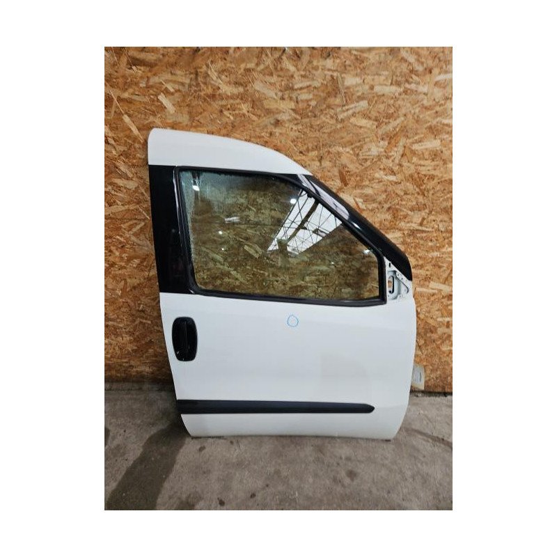 Porte Avant Droit Opel Combo D (1)